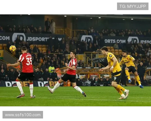 曼联赛后评分出炉姆伯莫库尼亚并列最高八分成全场焦点